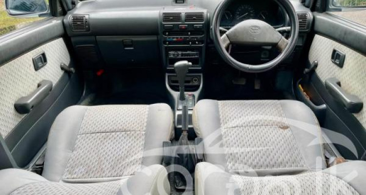 TOYOTA STARLET 1995