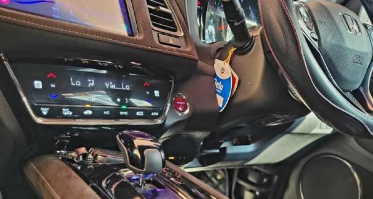 HONDA VEZEL 2016