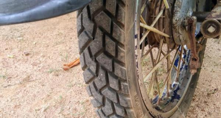 TVS VICTOR 2005