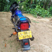 TVS VICTOR 2005