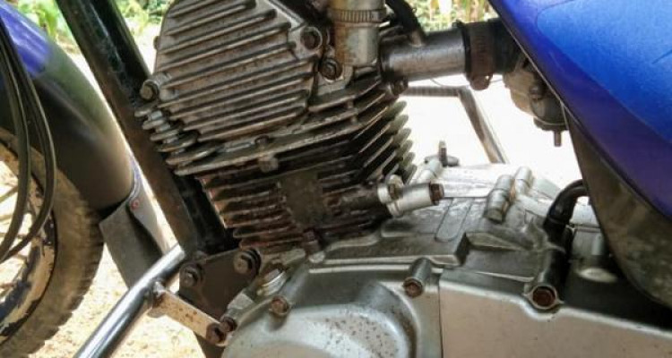 TVS VICTOR 2005