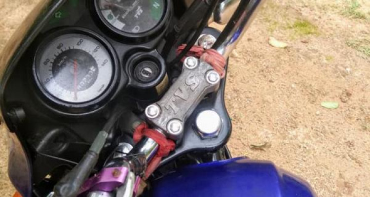 TVS VICTOR 2005