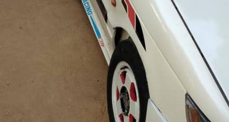 MITSUBISHI LANCER 1990
