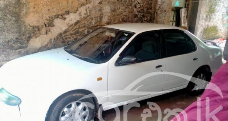 NISSAN BLUEBIRD 1995