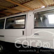 MITSUBISHI DELICA 1980