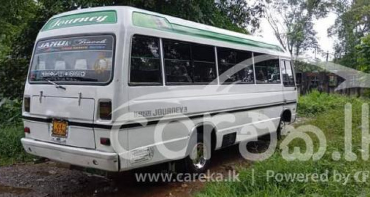 ISUZU JOURNEY 1988
