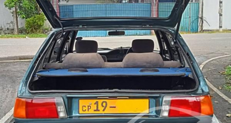 MAZDA MR90 1995