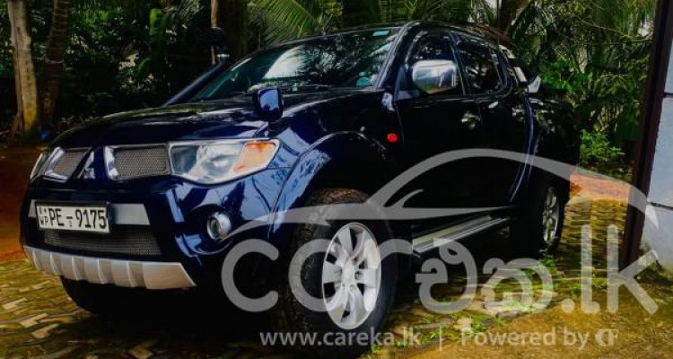 MITSUBISHI L200 2009