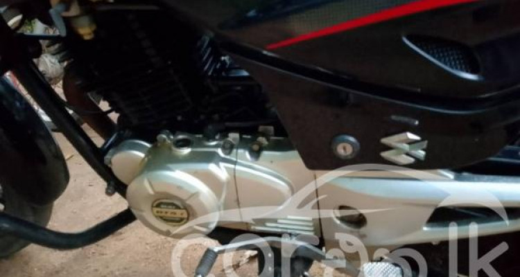 BAJAJ PULSAR 2017