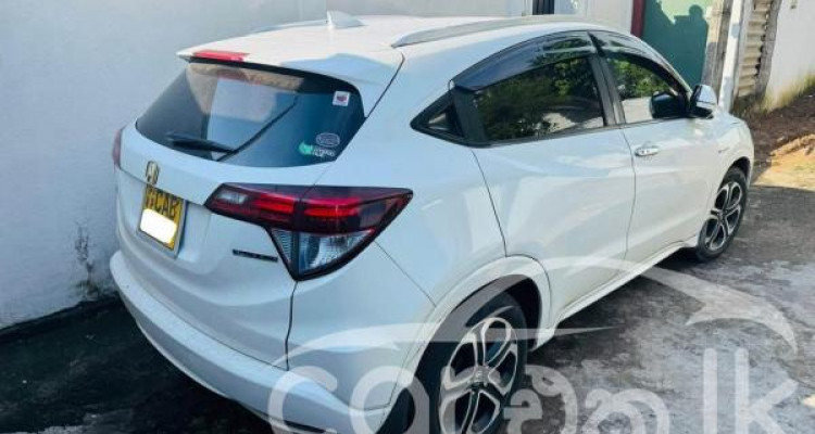HONDA VEZEL 2014