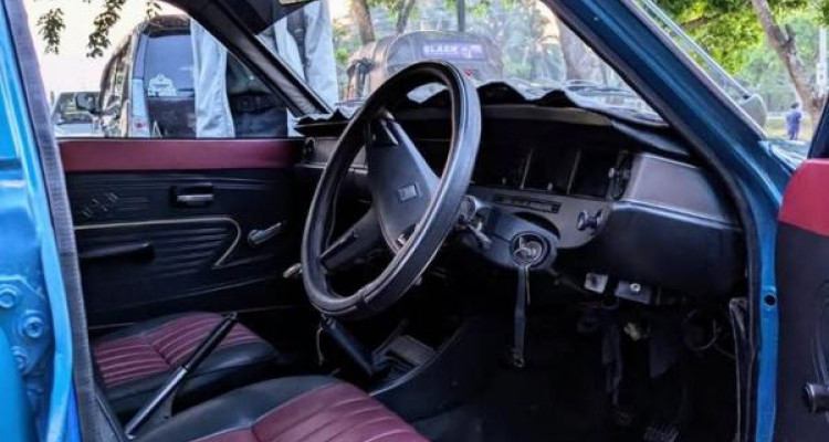 NISSAN SUNNY B211 1977