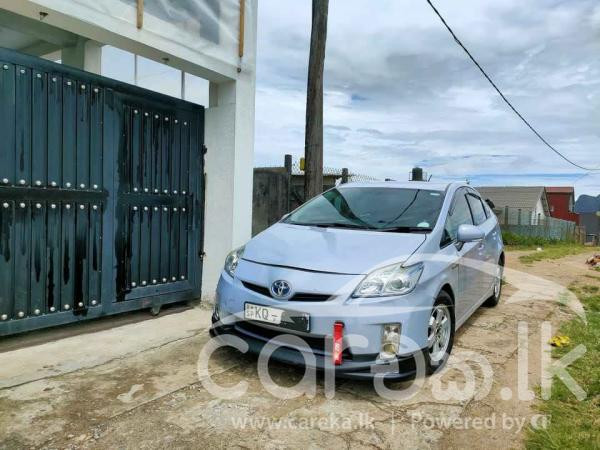 TOYOTA PRIUS 2010