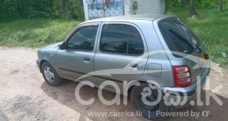 NISSAN MARCH 2000