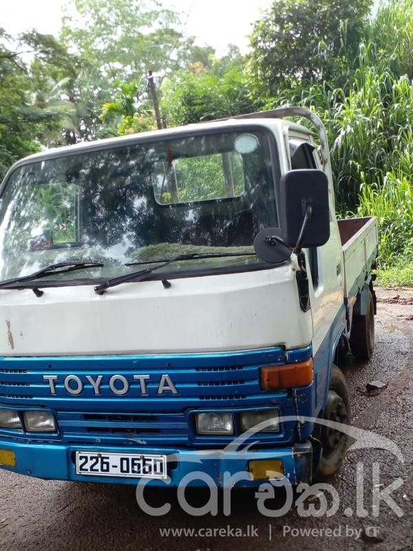TOYOTA DYNA 1993