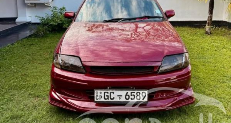 FORD LASER 2000
