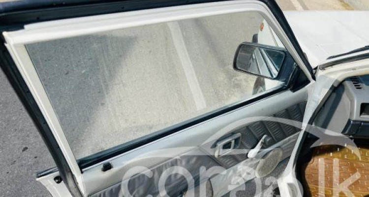 NISSAN SUNNY B11 1985