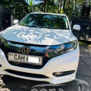 HONDA VEZEL 2015
