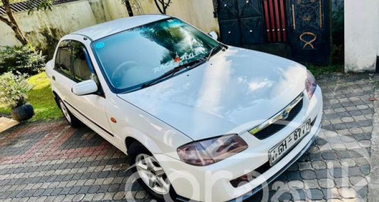 MAZDA FAMILIA 1998