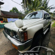 TOYOTA HILUX 1989