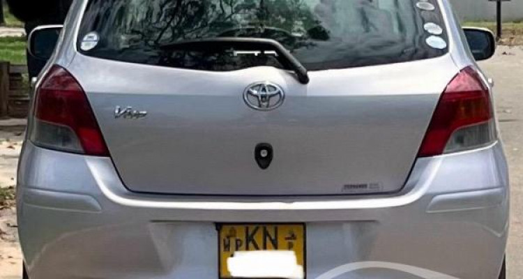 TOYOTA VITZ 2007