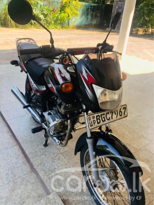 BAJAJ CT100 2017