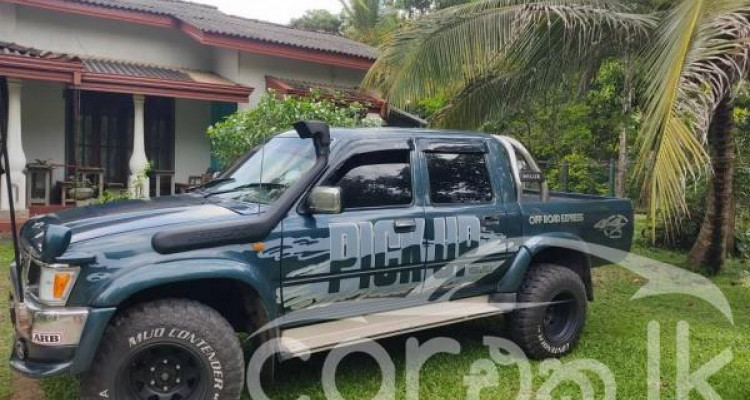 TOYOTA HILUX 1994