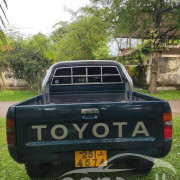 TOYOTA HILUX 1994