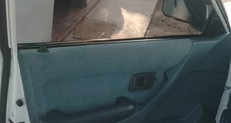 TOYOTA CORSA 1997