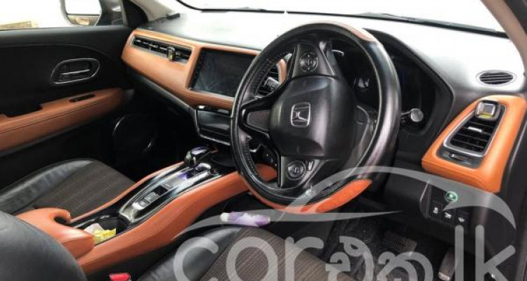 HONDA VEZEL 2014