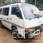 NISSAN CARAVAN 1995
