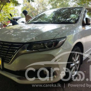 TOYOTA PREMIO 2019