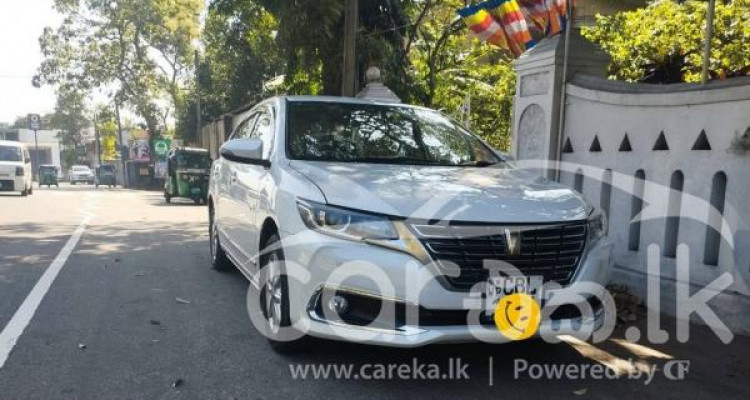 TOYOTA PREMIO 2019