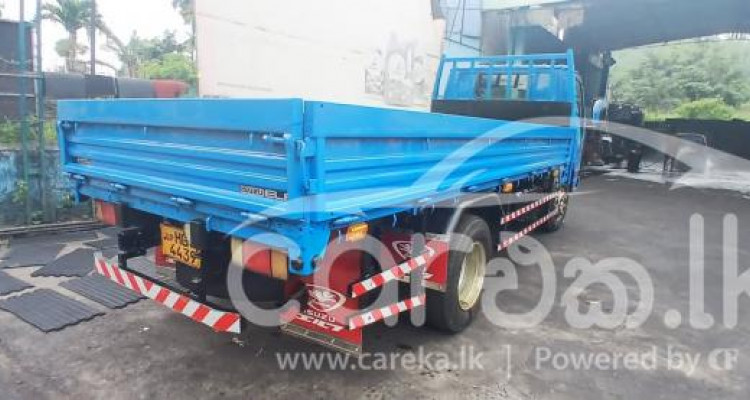 ISUZU ELF 1999
