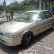 MAZDA FAMILIA 1999