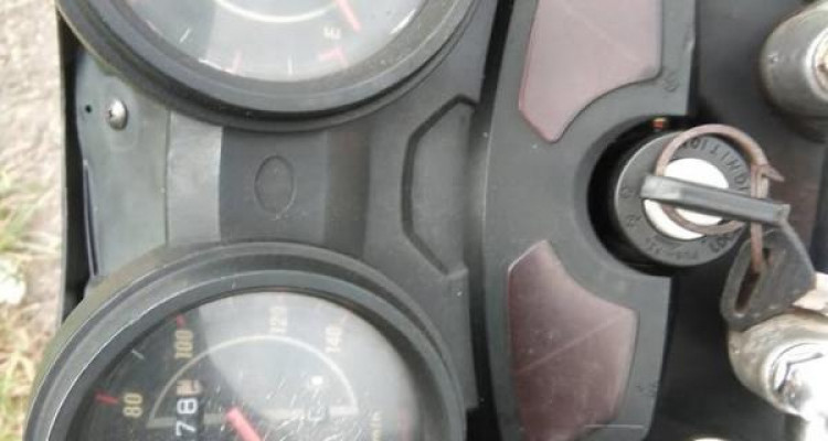 BAJAJ DISCOVER 100 2010