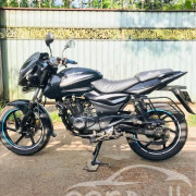BAJAJ PULSAR 150 2018