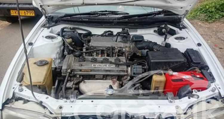 TOYOTA COROLLA AE100 1995