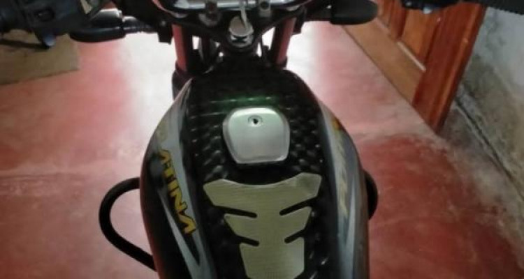 BAJAJ PLATINA 2010