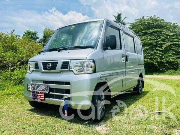 NISSAN CLIPPER 2013