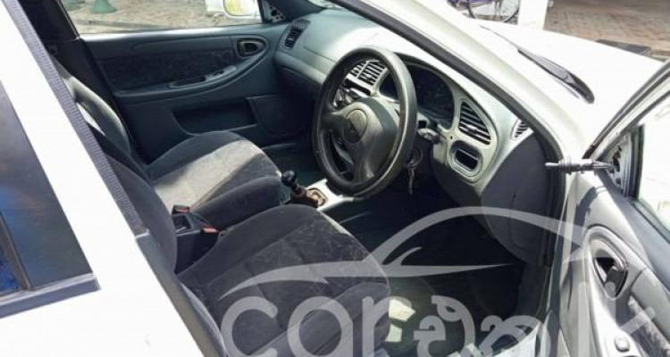 DAEWOO LANOS 2001