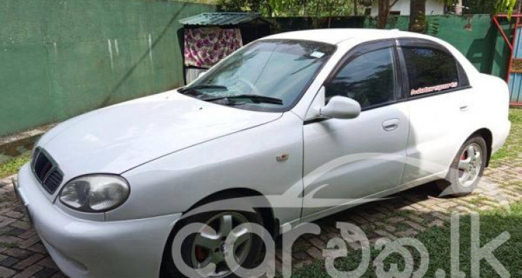 DAEWOO LANOS 2001