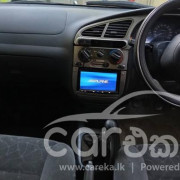 DAEWOO LANOS 2001