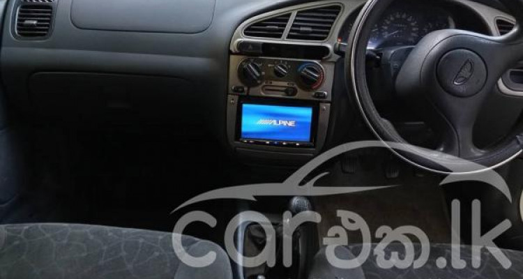 DAEWOO LANOS 2001