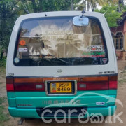 NISSAN CARAVAN 1993