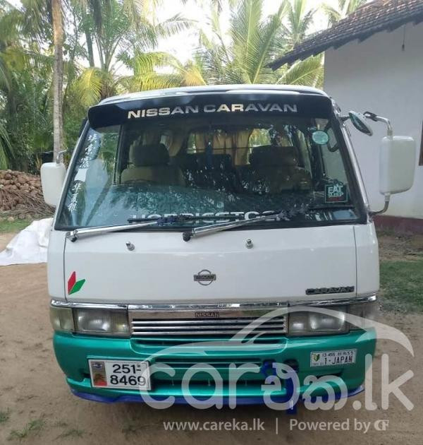 NISSAN CARAVAN 1993