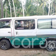 NISSAN CARAVAN 1993