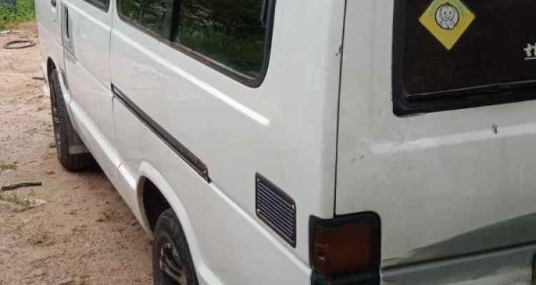 TOYOTA HIACE 1983