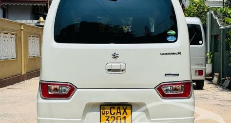 SUZUKI WAGON R FZ 2018