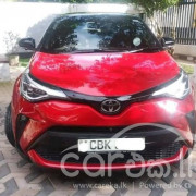 TOYOTA C-HR 2019