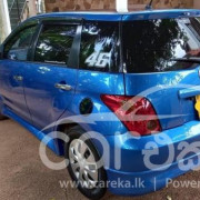 TOYOTA IST 2003